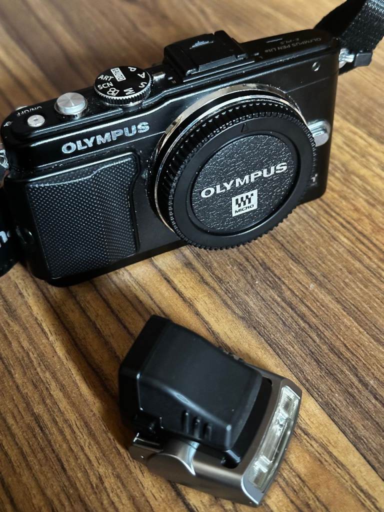 Olympus Pen E-PL5 Micro four thirds camera body