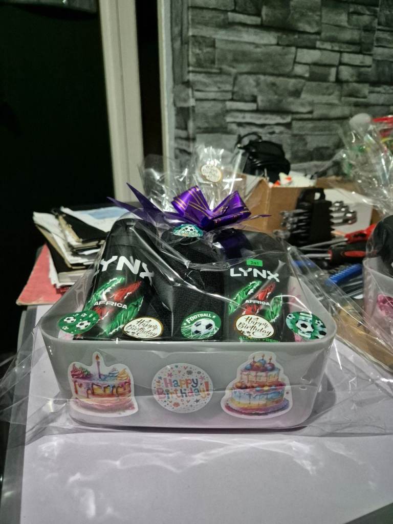 Lynx Mens Shower Gel & Body Spray Gift Set – New