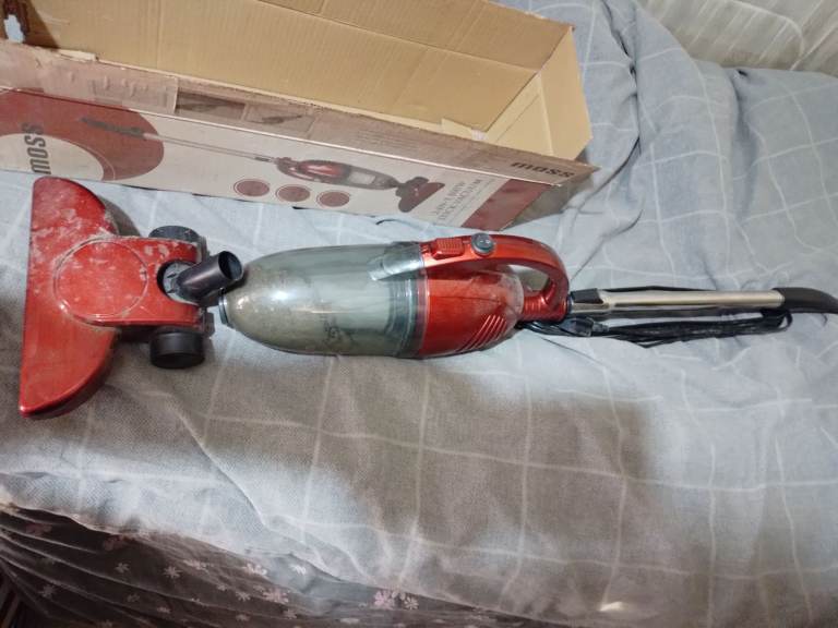 moss 800w stick vacuum cleaner