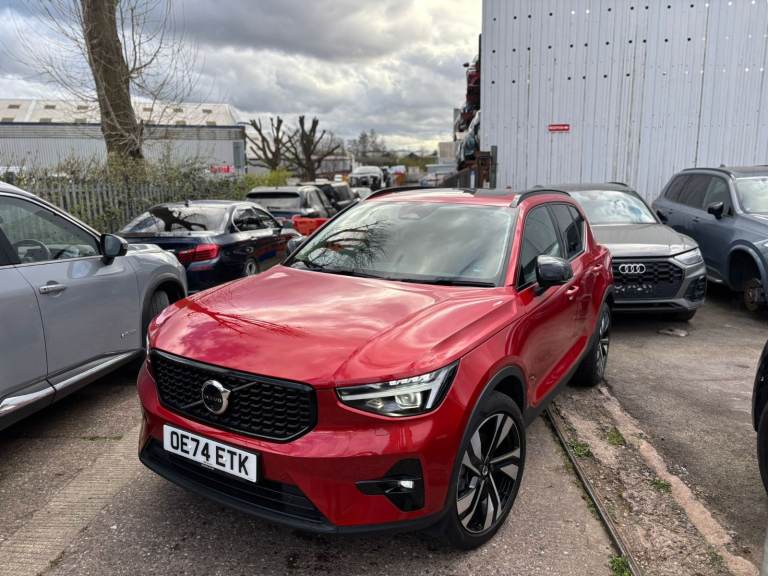VOLVO XC40 BREAKING 2025 B4 ULTRA MHEV 2.0PETROL AUTO