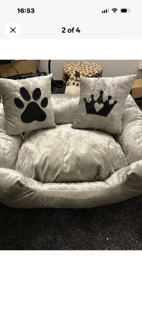 Silver dog bed 