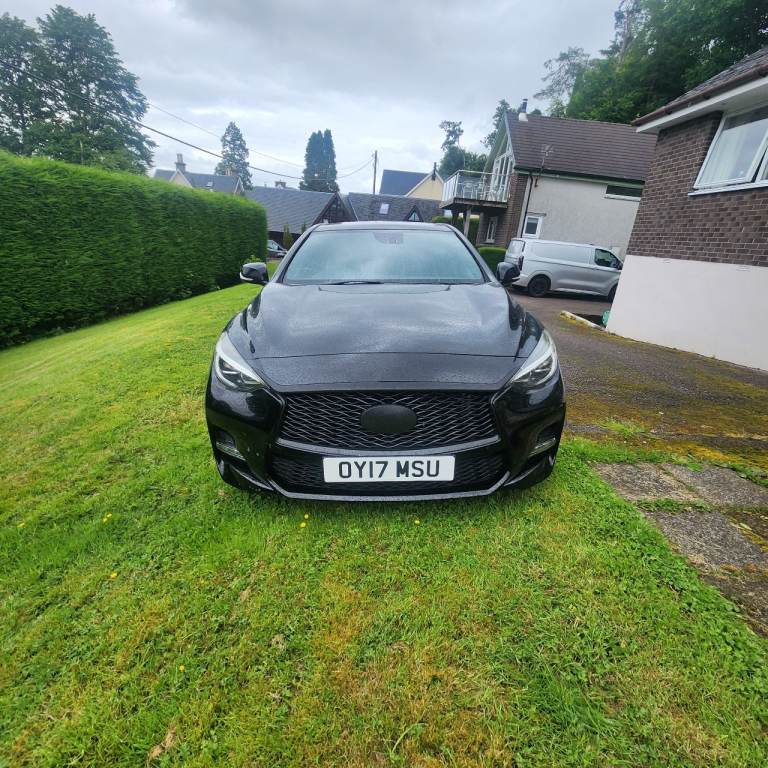 Infiniti, Q30, Hatchback, 2017, Semi-Auto, 1991 (cc), 5 doors