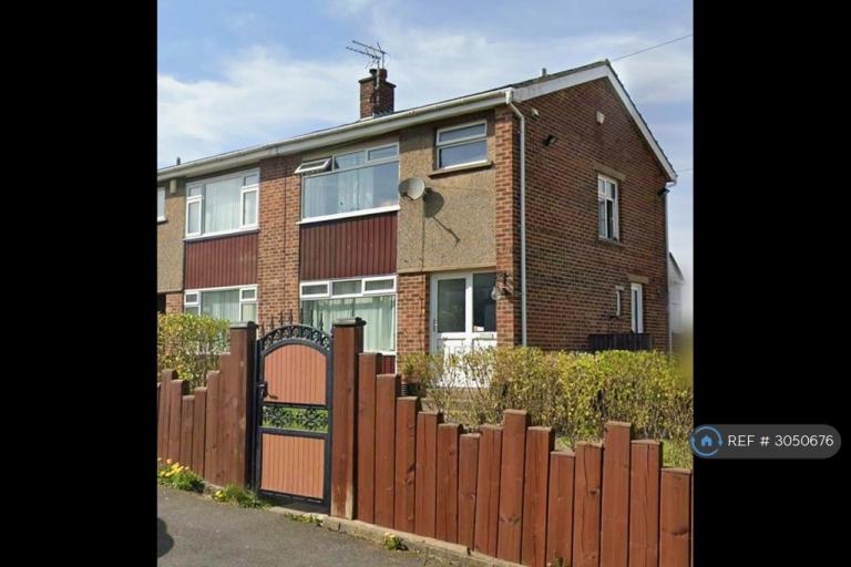 3 bedroom house in Denbrook Walk, Bradford, BD4 (3 bed) (#3050676)