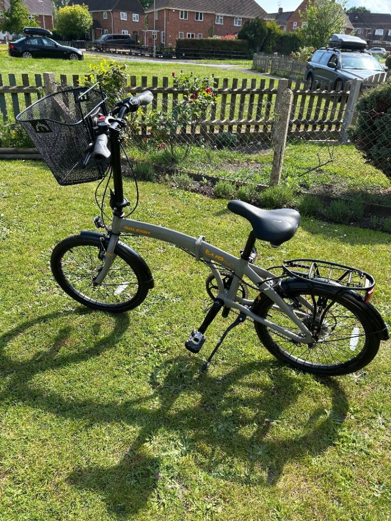 Raleigh Evo Two folding bike