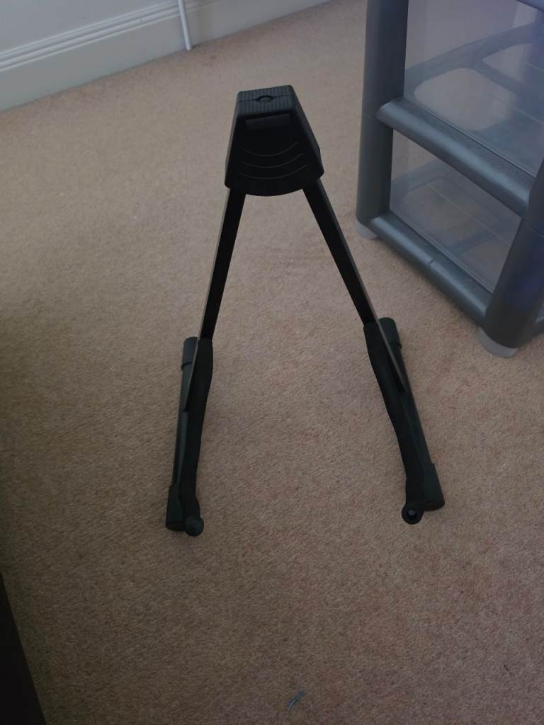 Guitar Stand