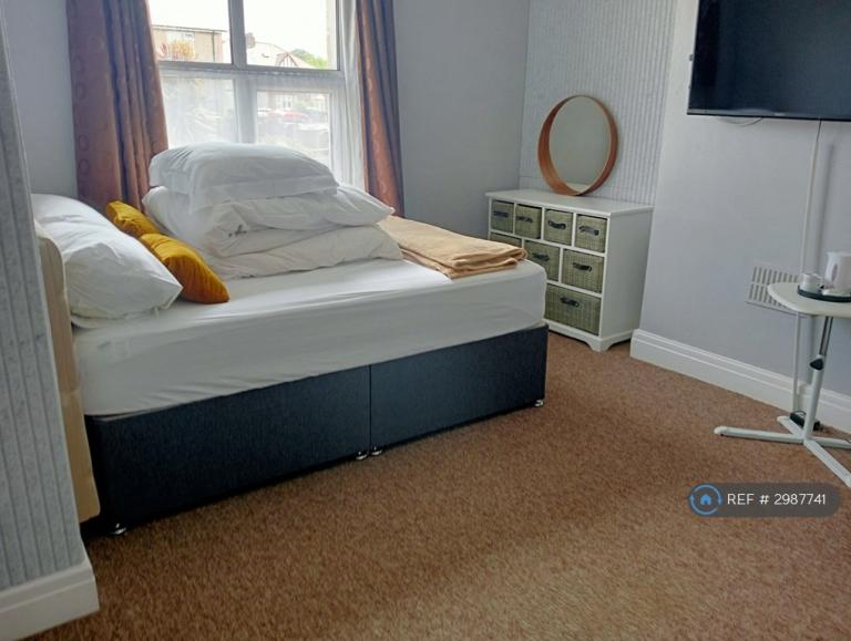1 bedroom in Beaumont Street, Plymouth, PL2 (#2987741)