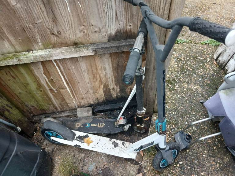 Micro Scooter – White and Grey, 