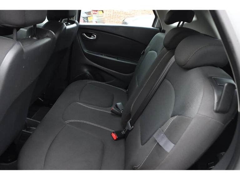 2018 Renault Captur TCe ENERGY Play SUV Petrol Manual