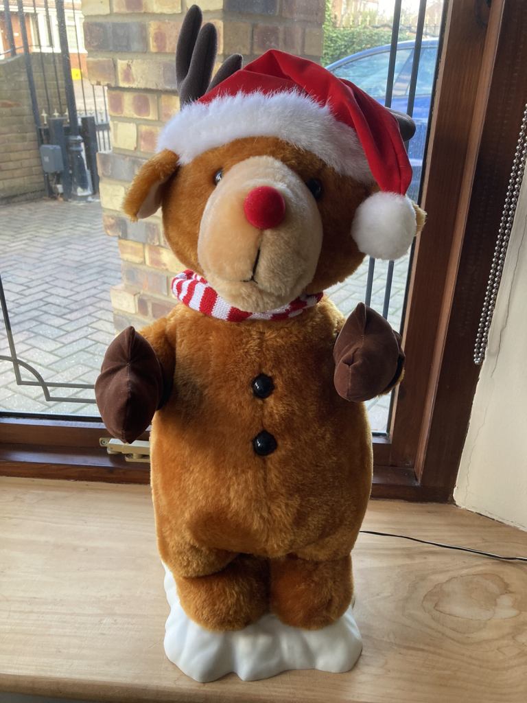 Autonomous Christmas Reindeer 