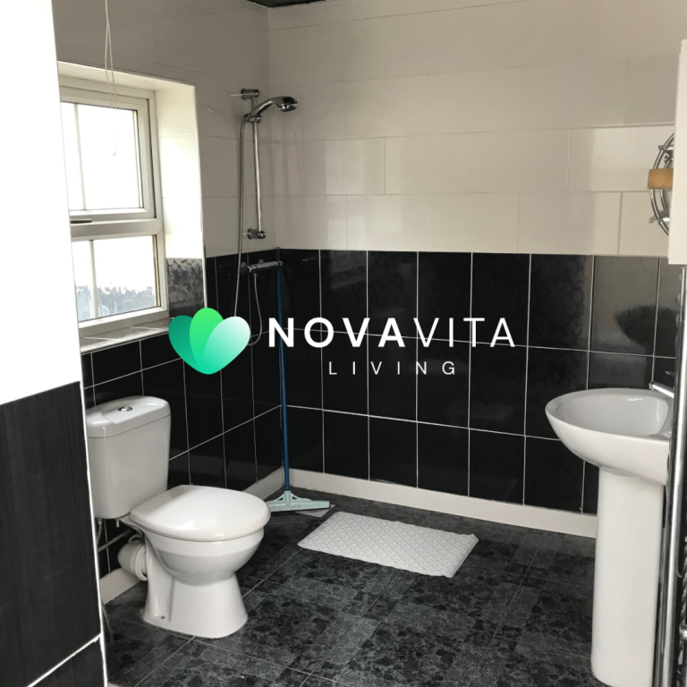 GROUPS & COUPLES WANTED! Supported Accommodation! Benefits, DSS, Cheap New Living Rooms Ref: 337