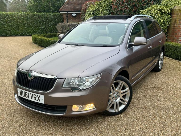 2011 Skoda Superb 2.0 Superb Elegance TFSI Semi-Auto 5dr Estate Petrol Automatic