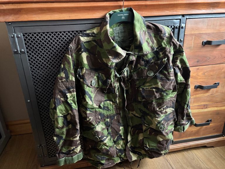 Genuine British Army DPM Camouflaged combat Field Jacket - Size 160/88 (Small)