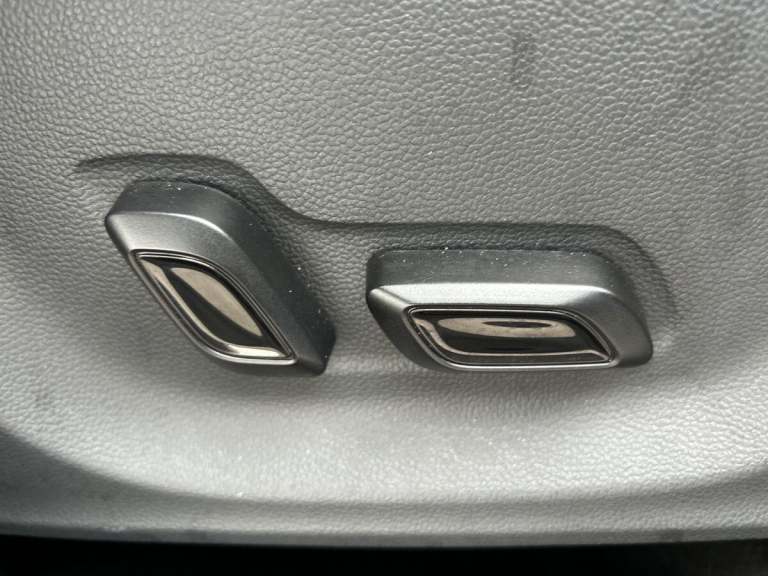 2023 MG MG ZS 1.0 T-GDI Exclusive SUV 5dr Petrol Auto Euro 6 (111 ps) SUV PETROL Automatic