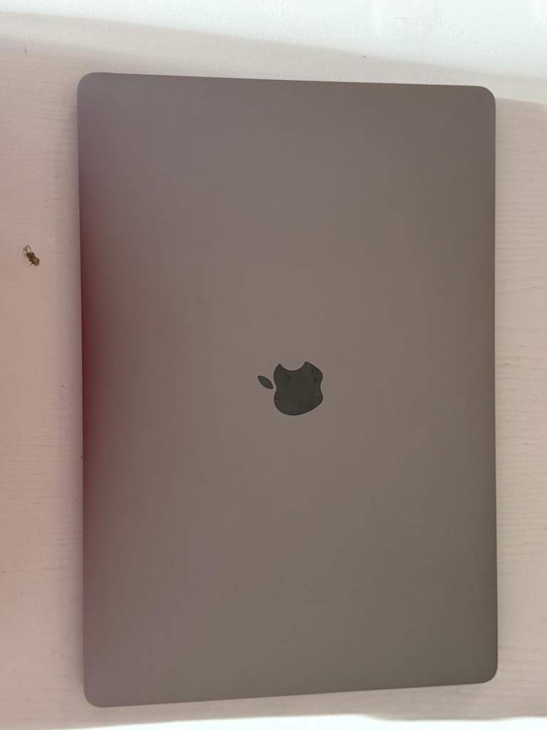 Apple MacBook Pro 16" (2019) i9 – 32GB RAM – 1TB SSD – Intel UHD 630 – Space Grey 🔥  🚀 