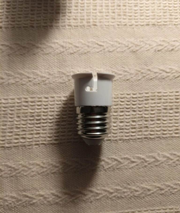 E27 To B22 Light Bulb Adaptor  (Screw-Bayonet) x15 