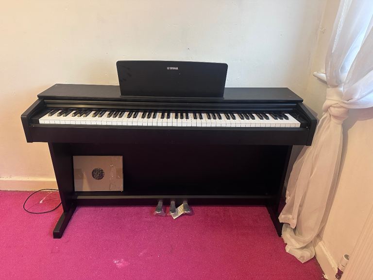 Yamaha ydp143