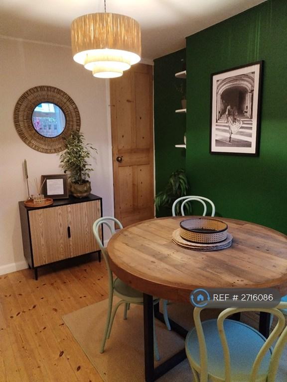 2 bedroom house in Union Street, Cheltenham, GL52 (2 bed) (#2716086)