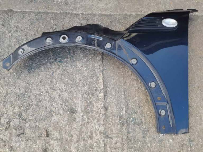 Mini Cooper wing, R55, R56, R57, ONE. Black Astro