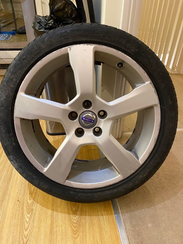 Volvo Alloy Wheel 18in Used x1