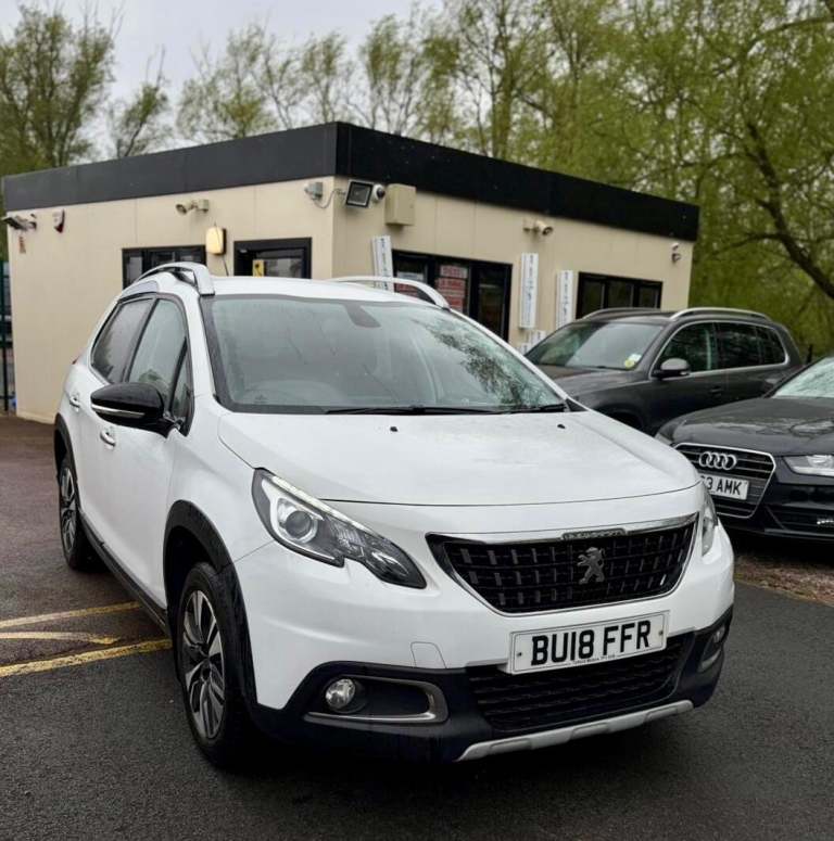 2018 Peugeot 2008 1.2 PureTech Allure 5dr HATCHBACK PETROL Manual