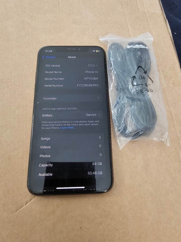 Apple iPhone XS 64GB – Gold, Good Condition