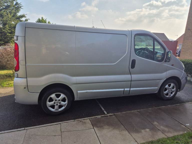 Vauxhall vivaro sportive 2.0 CDTI