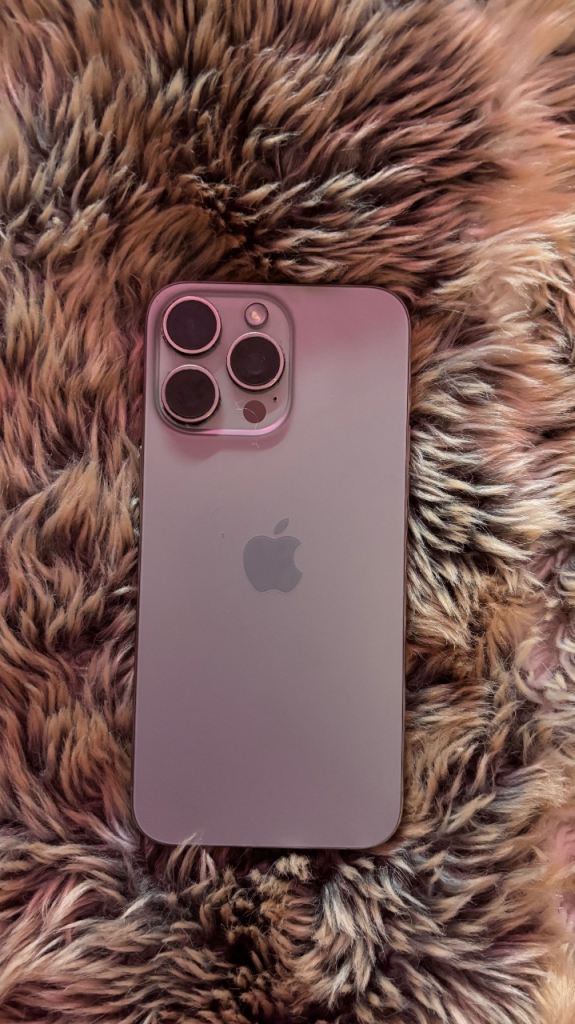 Apple iPhone 15 Pro Max 