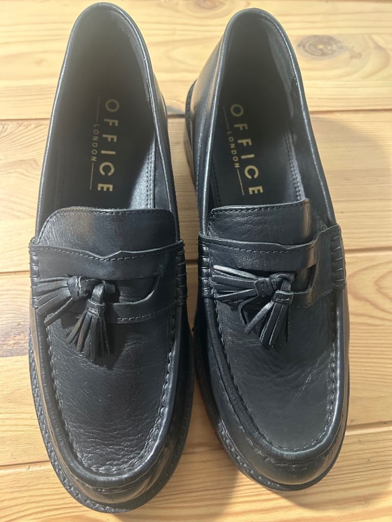 OFFICE London Black Tassel Loafers - Women's Size 6