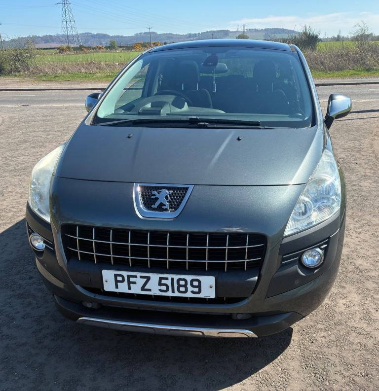Peugeot 3008Allure HDi AUTOMATIC 2013, Mot March 27, Road Tax £35,Very Good Condition