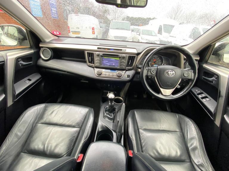 2013 Toyota RAV4 2.2 D-4D Invincible 4WD Euro 5 5dr ESTATE Diesel Manual