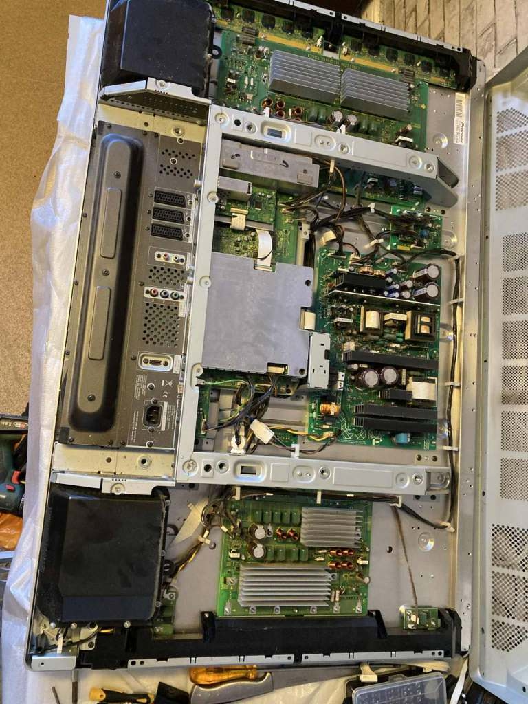 PIONEER PDP-436SXE 43" Plasma TV BREAKING FOR PARTS (FULLY WORKING)