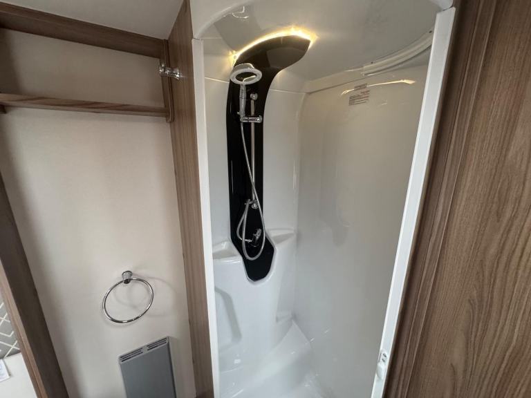 Swift Fairway Platinum 560 / 4 2021