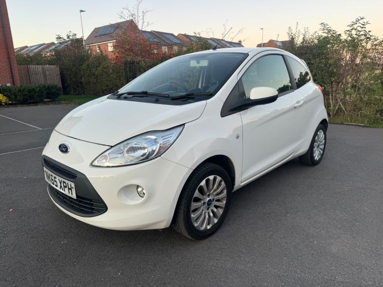 Ford, KA, Hatchback, 2015, Manual, 1242 (cc), 3 doors