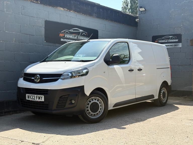 2022 Vauxhall Vivaro 2900 1.5d 100PS Dynamic H1 Van Van  Diesel Manual