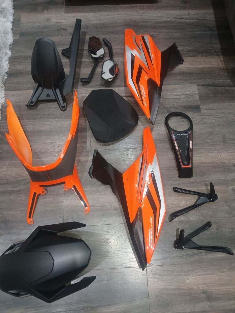KTM 1290 superduke R 2024