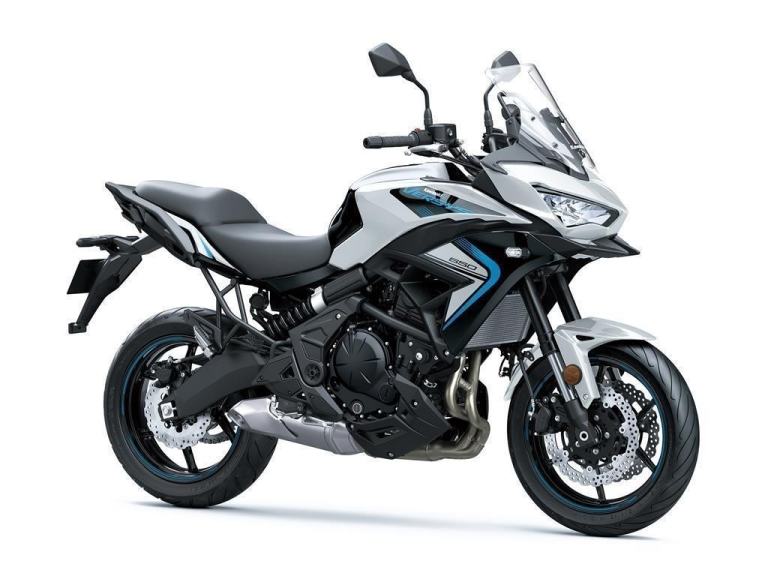 2025 Kawasaki Versys 650, Save 800