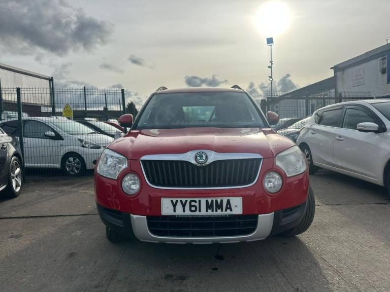 2011 Skoda Yeti 2.0 TDI SE Plus SUV 5dr Diesel Manual 4WD Euro 5 (140 ps) HATCHBACK Diesel Manual
