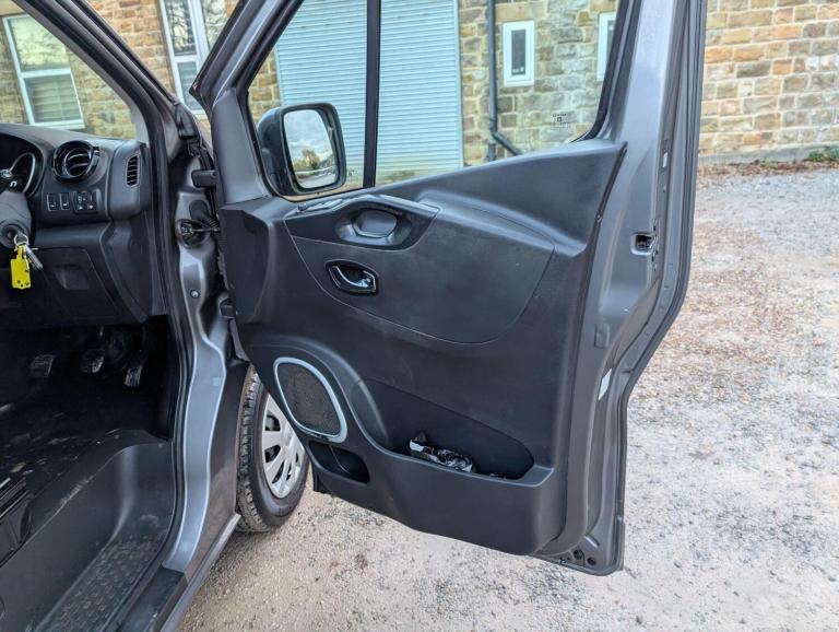 2015 Vauxhall Vivaro 2900 1.6CDTI BiTurbo 120PS ecoFLEX Sportive H1 Van PANEL VAN DIESEL Manual