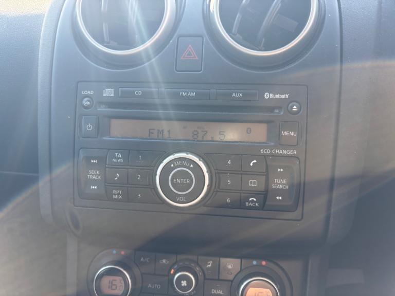 2010 Nissan Qashqai 1.5 dCi Acenta 5dr HATCHBACK Diesel Manual