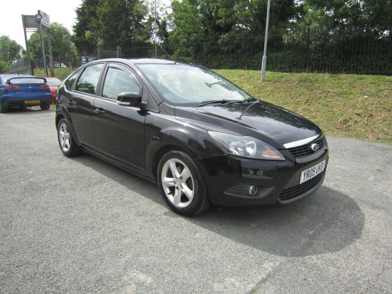 2009 Ford Focus 1.6 Zetec 5dr New MOT included HATCHBACK Petrol Manual