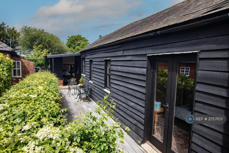 2 bedroom house in Whitensmere Farm, Ashdon, CB10 (2 bed) (#2757103)