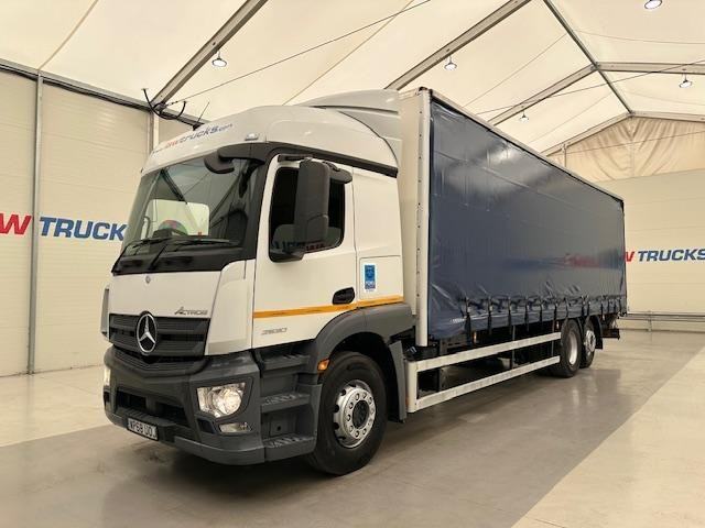 Mercedes Actros 2530 6x2 Rear Lift Sleeper Cab Curtainsider