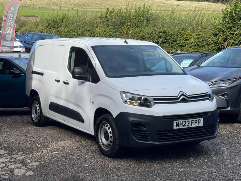 VAT QUALIFYING | 2023 CITROEN BERLINGO XL ENTERPRISE EDITION 1.5 BLUEHDI VAN