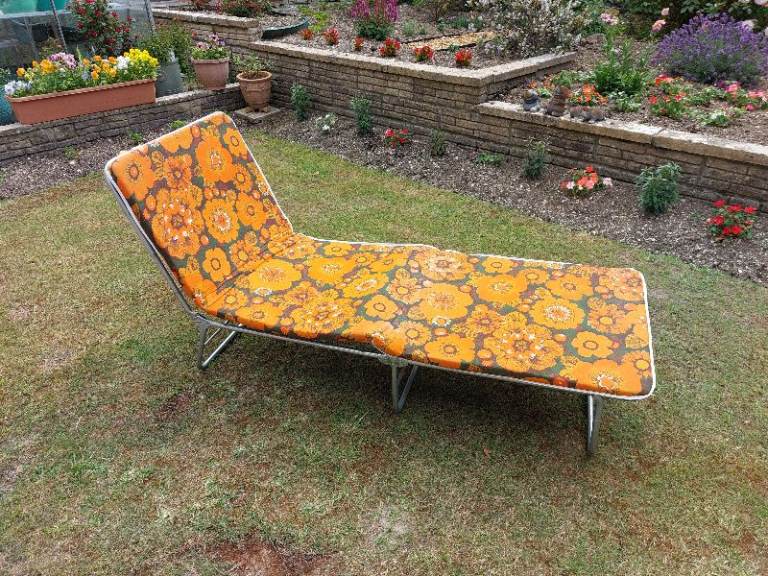 Sunbed/ Lounger