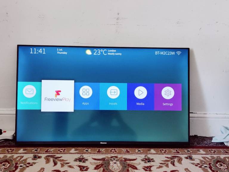 Hisense Smart TV Full HD Led 40 inches for sale 