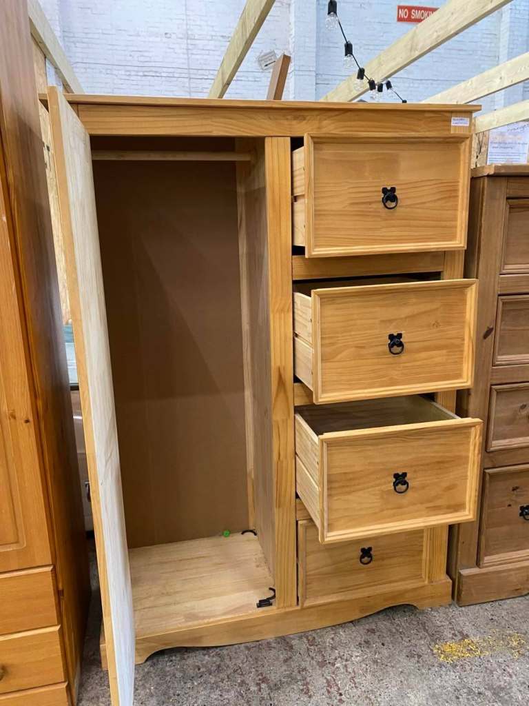 Small wardrobe with 4 drawers Corona pine