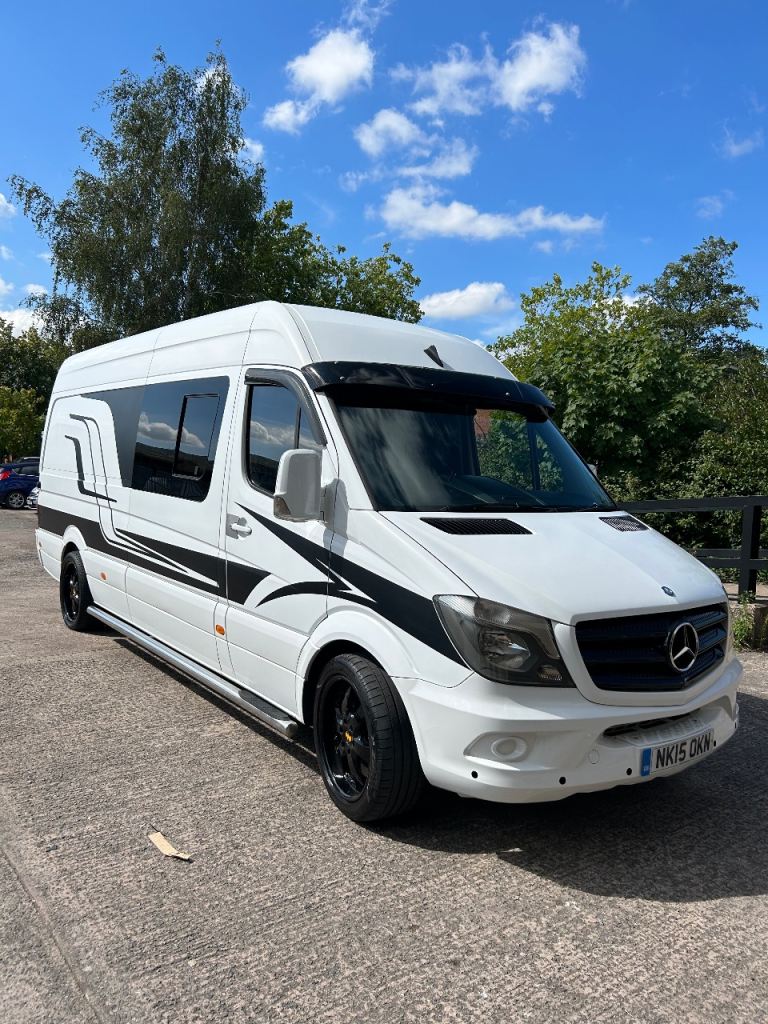 Merecedes LWB 3 berth 