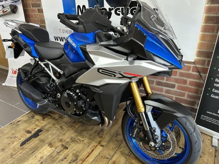 Suzuki GSX-S1000GX+ , Triton Blue with Panniers