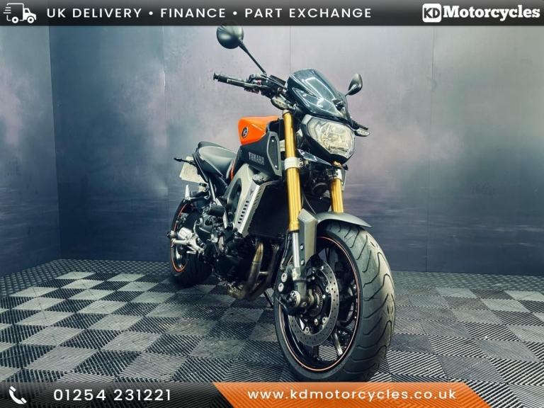 YAMAHA MT-09, Loaded with extras