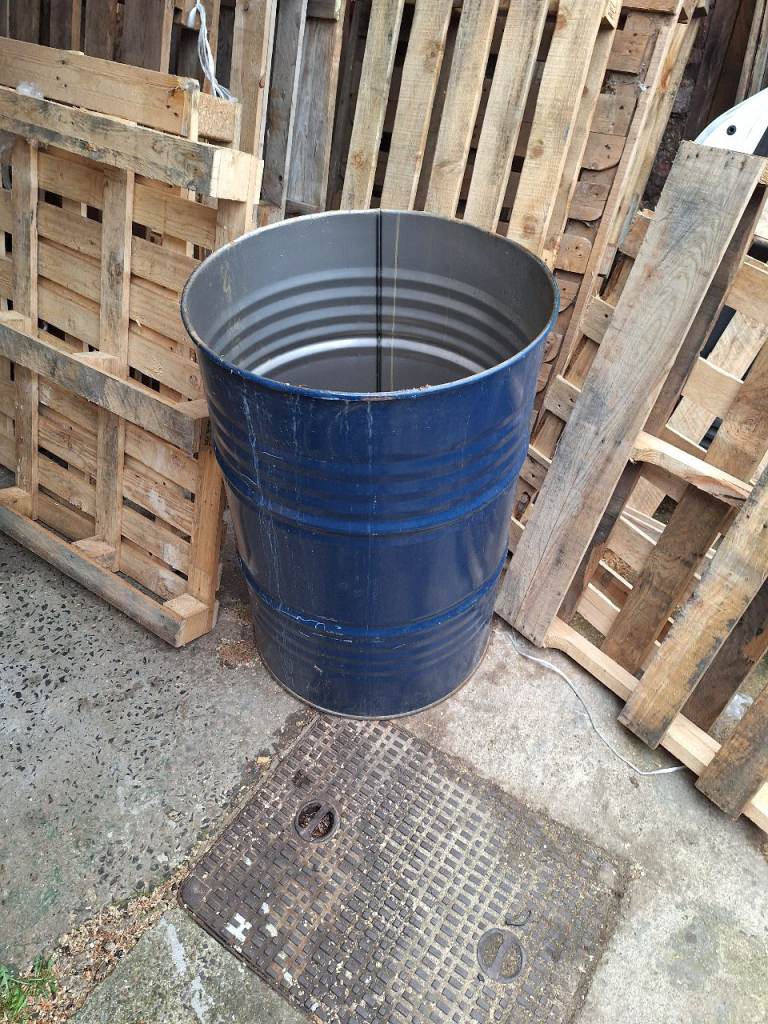 Large steel drum clean no oil ideal fire bin